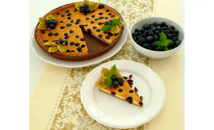 Áfonyás sajttorta, pisztáciás omlós tésztával